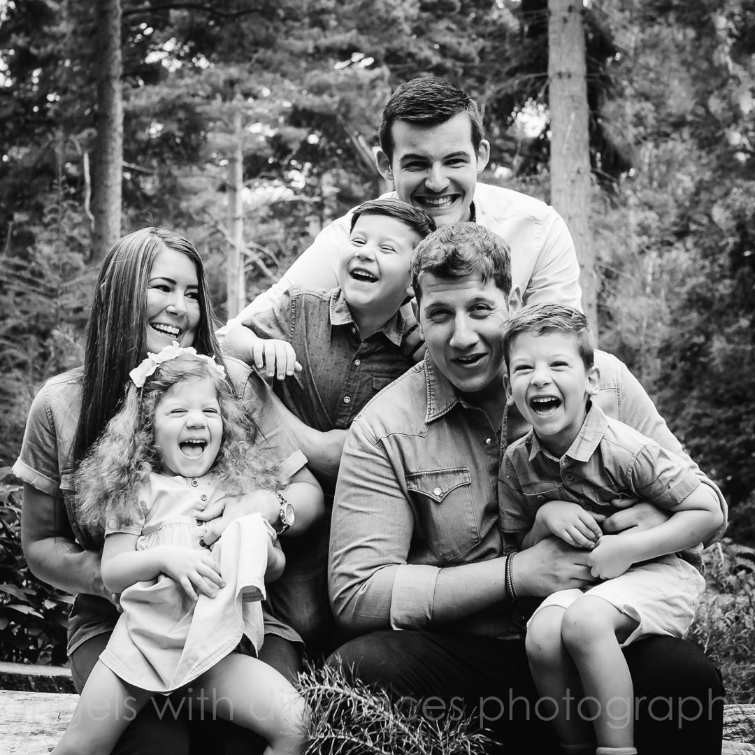 Welwyn Garden City family laugh at their family photoshoot