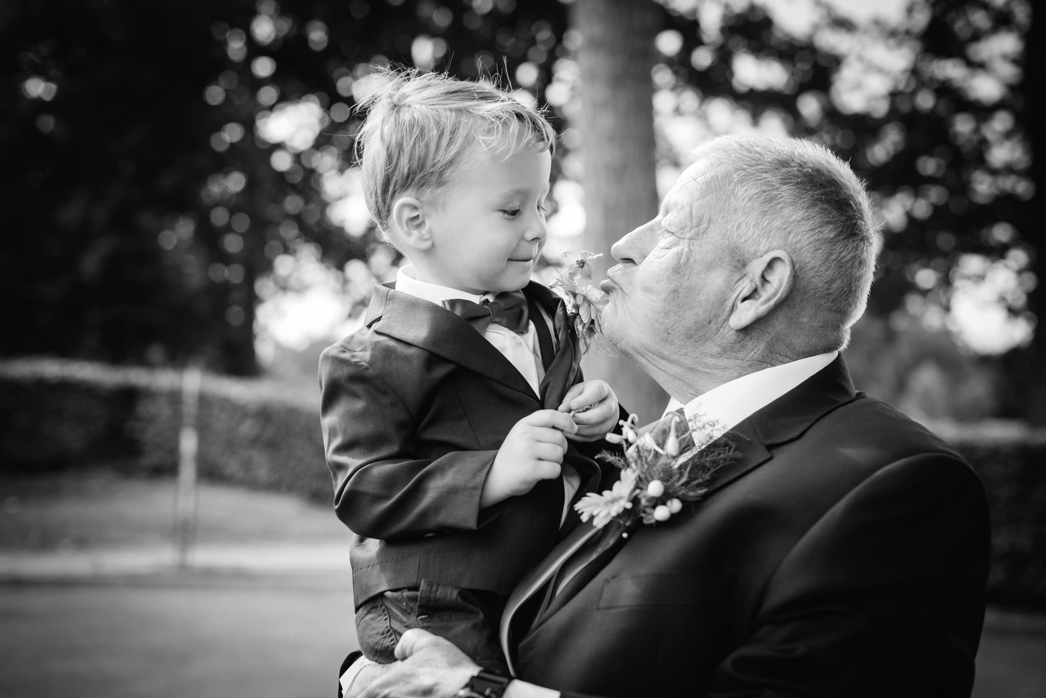 father of bride kiss at aldwickbury park wedding