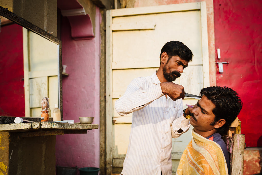 outdoors barbers in varanasi india