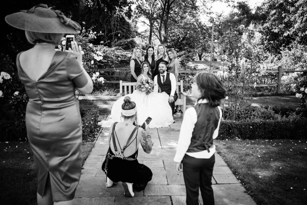 houchins wedding photographer captures all that's going on