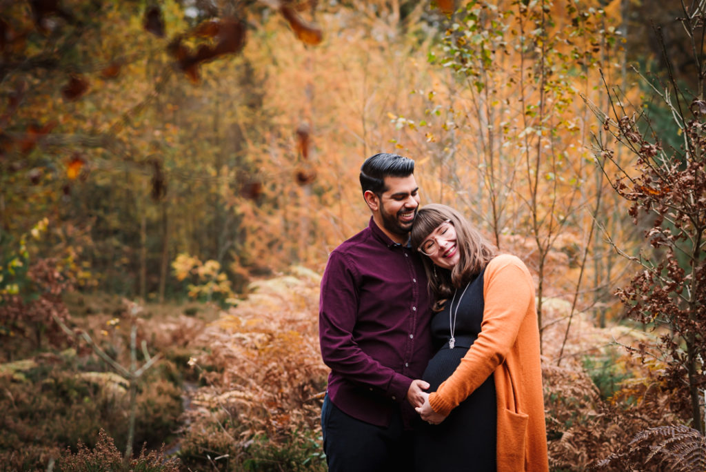Autumn Hertfordshire colours are the perfect backdrop to a maternity photography session