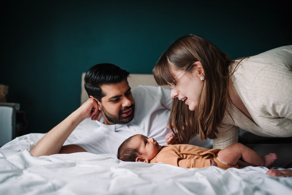 natural lifestyle newborn photography session